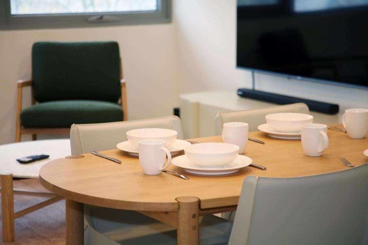 Hilton Executive Apartments أدليد المظهر الخارجي الصورة