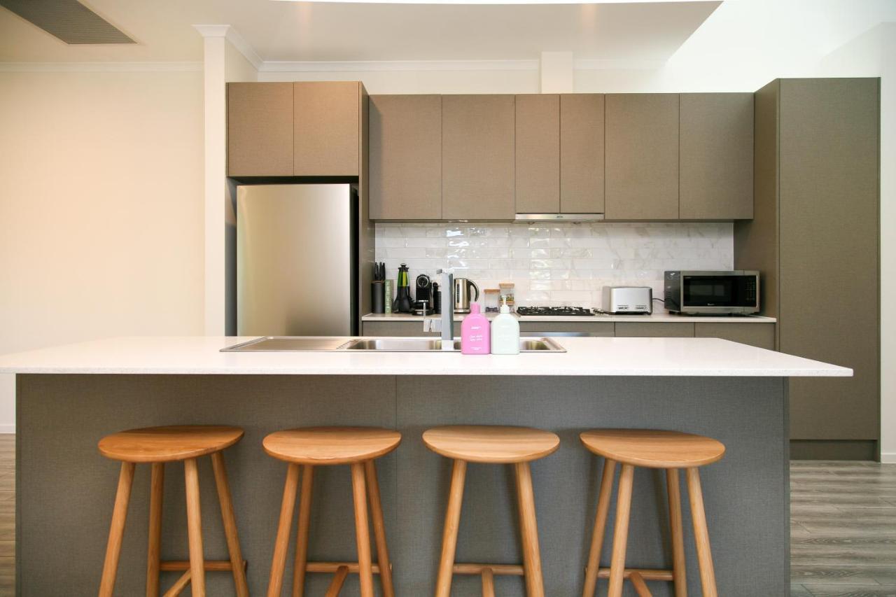 Hilton Executive Apartments أدليد المظهر الخارجي الصورة