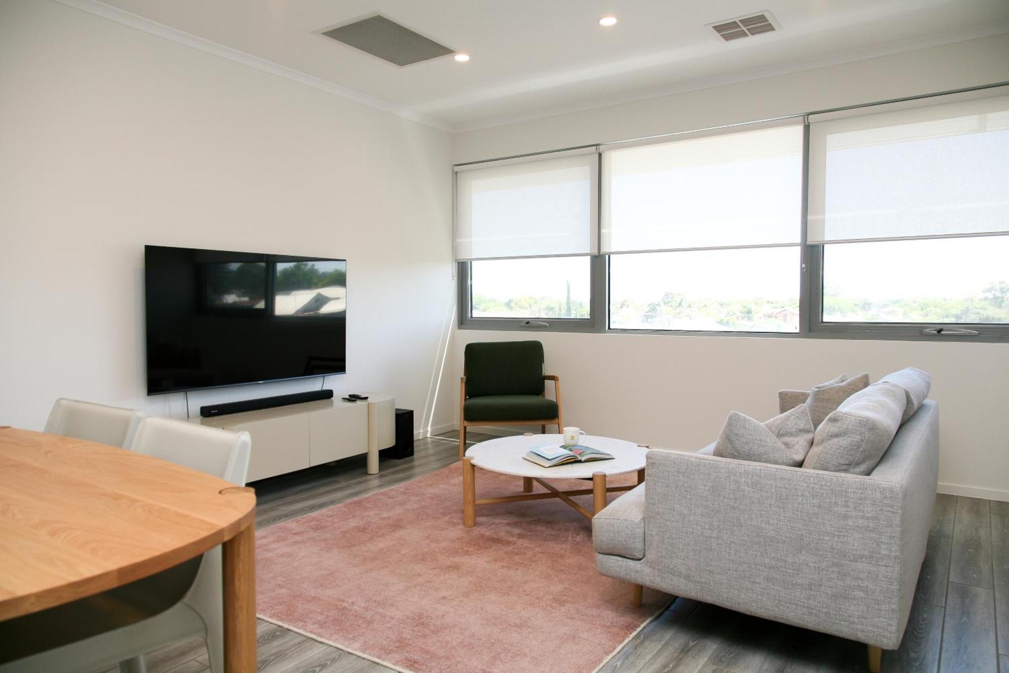 Hilton Executive Apartments أدليد المظهر الخارجي الصورة