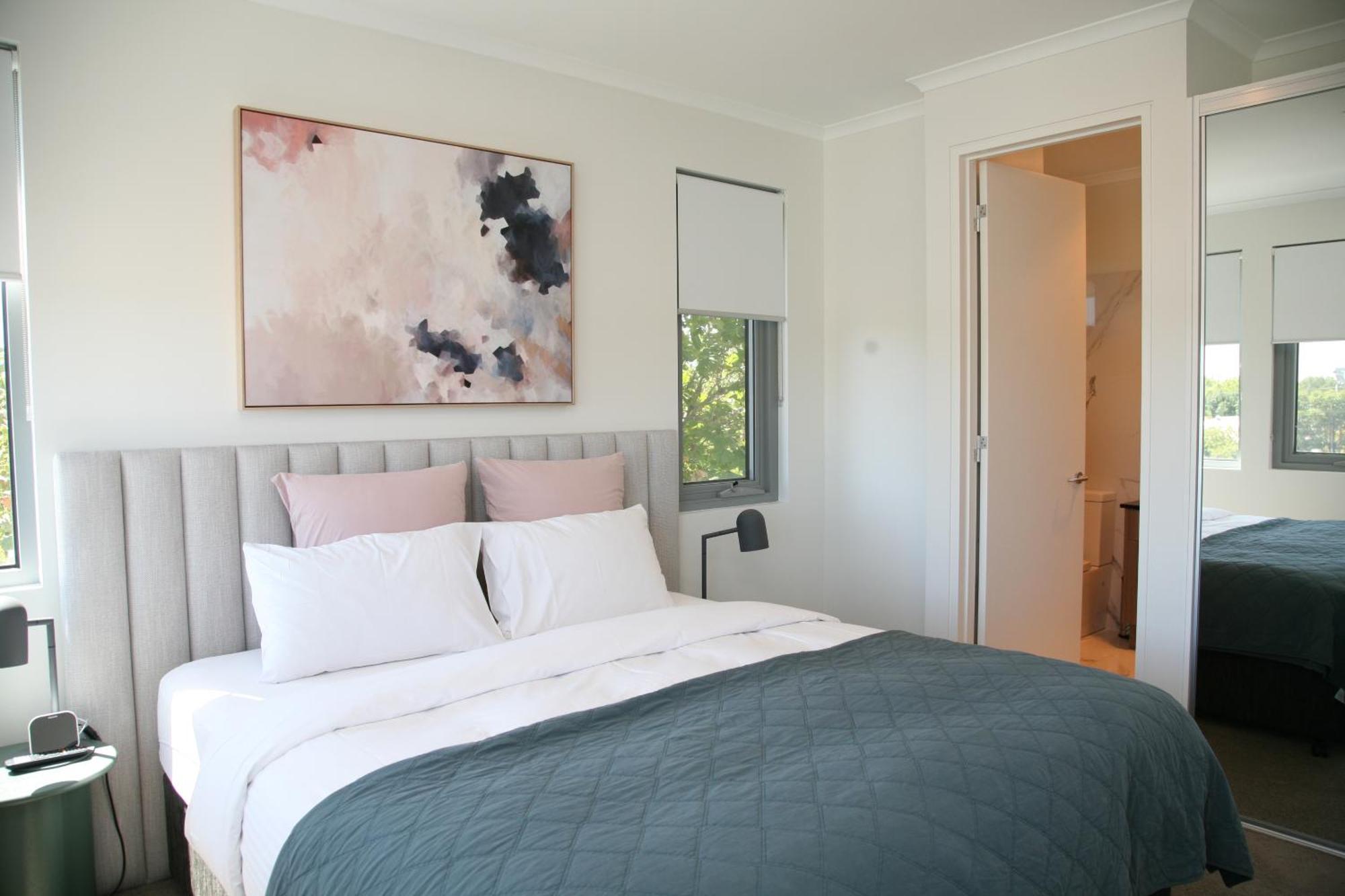 Hilton Executive Apartments أدليد المظهر الخارجي الصورة